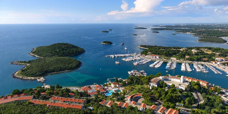 Istrie: 4* hotel s bazénem a wellness, skvělá poloha u pláže i dobré jídlo