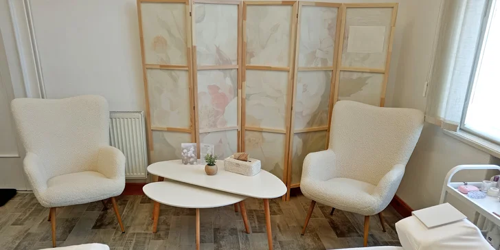 Permanentní make up: řasy, rty, linky i vláskování nebo pudrové stínování