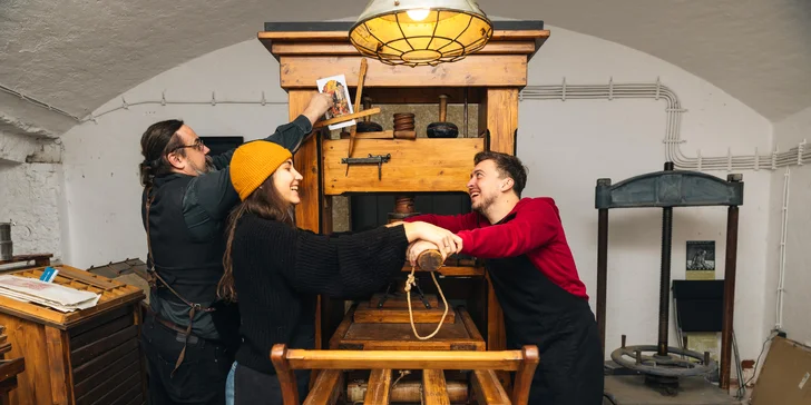Workshop historického tisku: prohlídka, pečetění i košík plný dobrot