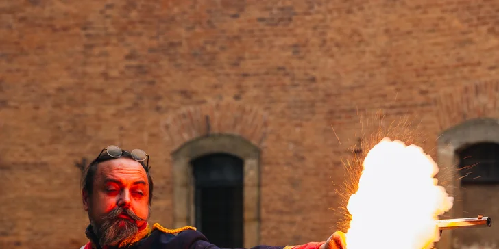 Dobrodružství v pevnosti: výroba střeliva, historická střelnice i večeře pro dva