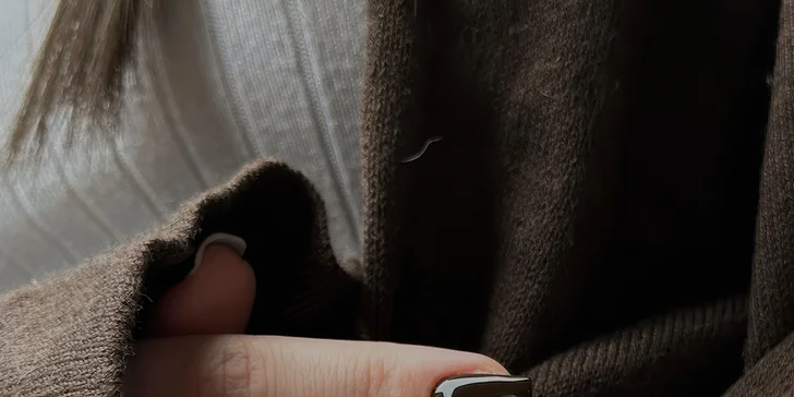 Manikúra v salonu v Libni: klasická, pánská, japonská i s gel lakem