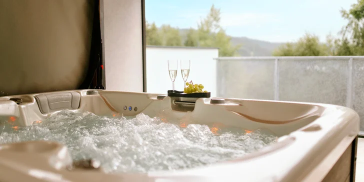 Apartmán v Jeseníkách: vlastní vířivka, masážní křeslo i možnost luxusní snídaně