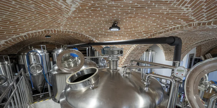 Dárek pro milovníky piva: otevřené vouchery na 300 až 2000 Kč do Pivovaru Holanďan