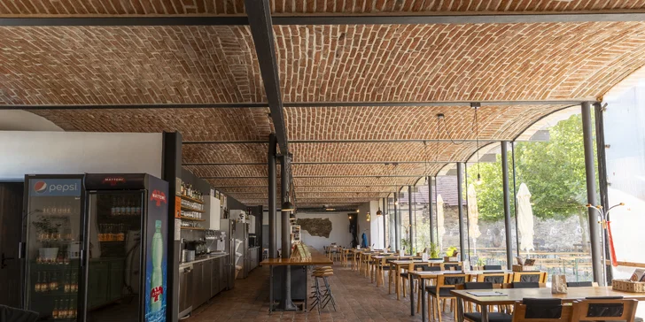 Dárek pro milovníky piva: otevřené vouchery na 300 až 2000 Kč do Pivovaru Holanďan