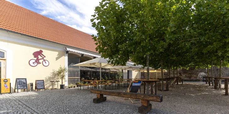 Dárek pro milovníky piva: otevřené vouchery na 300 až 2000 Kč do Pivovaru Holanďan