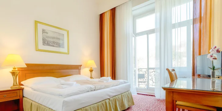 Hotel v centru Karlových Varů: jídlo a wellness, možnost masáže i solné jeskyně