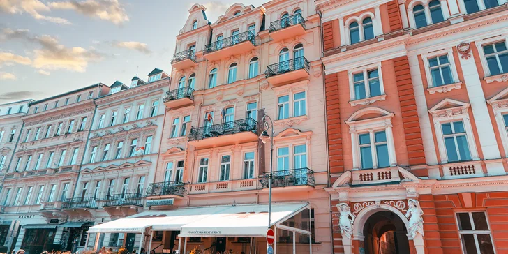 Hotel v centru Karlových Varů: jídlo a wellness, možnost masáže i solné jeskyně