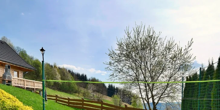 Dovolená v polských Beskydech: srubové chatky s kuchyňkou až pro 8 osob