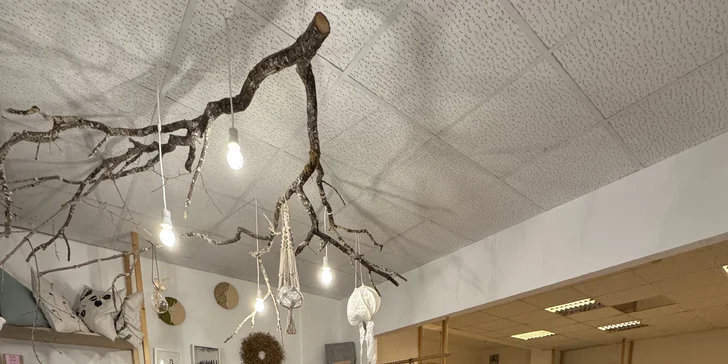 Kreativní dárek: kurz zážitkového malování akrylem v centru Liberce