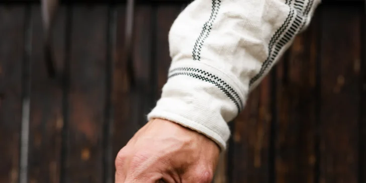 Workshopy práce s kůží: vyrobte si poznámkový blok, opasek nebo psaníčko