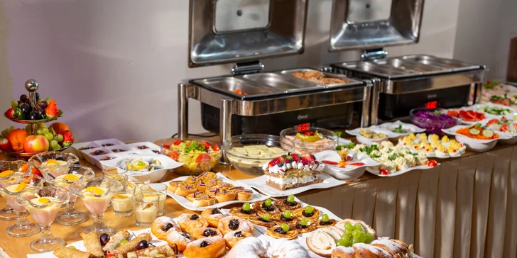 Dovolená pro páry i rodiny v srdci Ždiaru se snídaní a wellness
