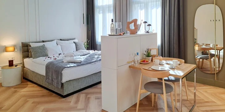 Romantický pobyt v centru barokního Győru: stylové pokoje, snídaně a děti do 1,99 let zdarma