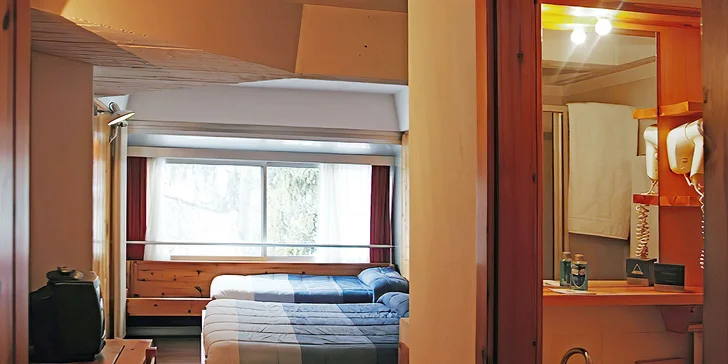 Lyžování v Dolomitech: 3* hotel s polopenzí, krytý bazén, 100 metrů od skiareálu, 6denní skipas