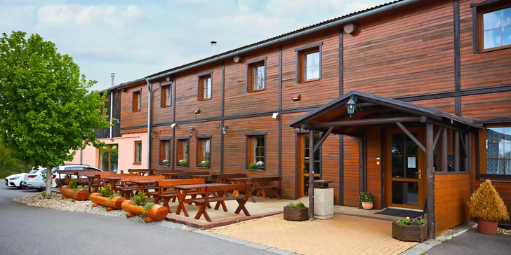 Relax kousek od Boskovic: pobyt se snídaní či polopenzí nebo i pivní lázní