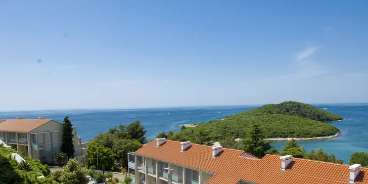 Dovolená na Istrii: 4* resort přímo u pláže vč. stravy, bazénu a sauny
