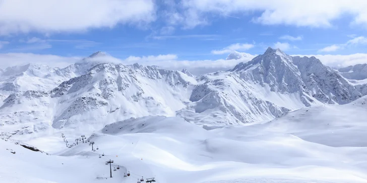 Zima v Itálii: skiareál Santa Caterina 200 m od ubytování, 6denní skipas a polopenze