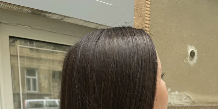 Balíček dámské kadeřnické péče: střih, barva, přeliv i zesvětlení pro všechny délky vlasů