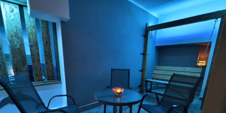 120 minut privátního wellness pro 2 osoby: sauny, vyhřívaná lehátka i lahev sektu