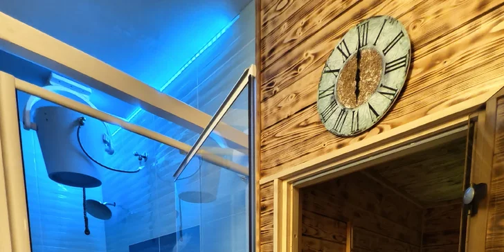 120 minut privátního wellness pro 2 osoby: sauny, vyhřívaná lehátka i lahev sektu