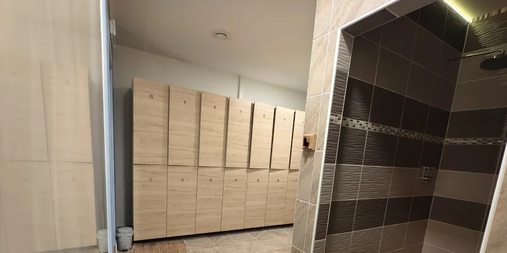 120 minut privátního wellness pro 2 osoby: sauny, vyhřívaná lehátka i lahev sektu