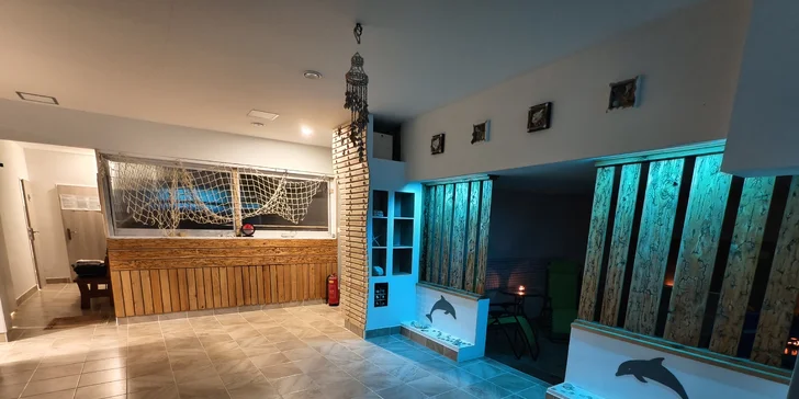 120 minut privátního wellness pro 2 osoby: sauny, vyhřívaná lehátka i lahev sektu