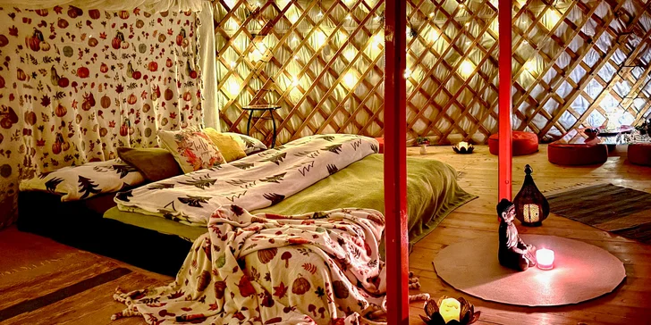 Stylová jurta nedaleko Blaníku s možností snídaně pro dva i rodinu