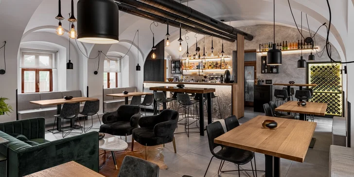 Tatarák v sympatické kavárně v centru Loun: 250 nebo 500 gramů