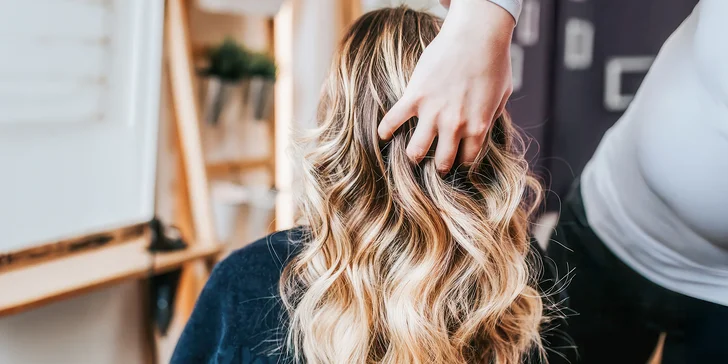 Na cestě za krásnými vlasy: čištění Malibu C, barvení, keratin i balayage