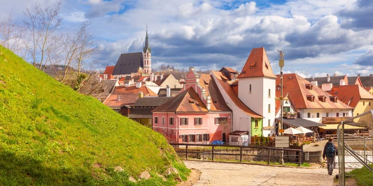 Romantika v Českém Krumlově: apartmá či pokoj u krumlovského zámku, vč. možnosti snídaně