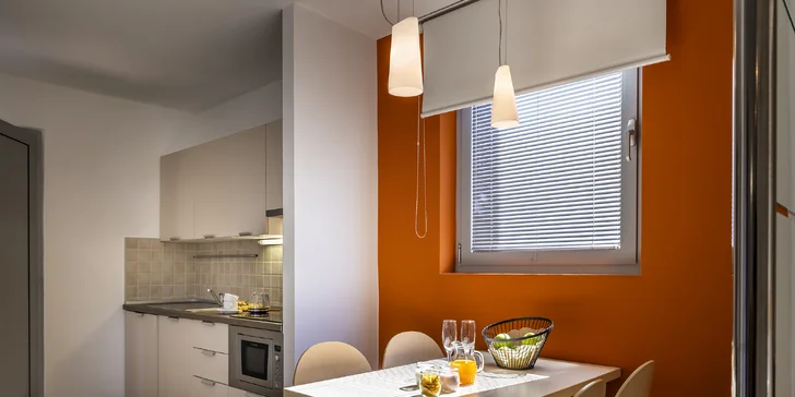 Rodinná dovolená na Istrii: 4* apartmánový resort přímo u moře, snídaně i polopenze