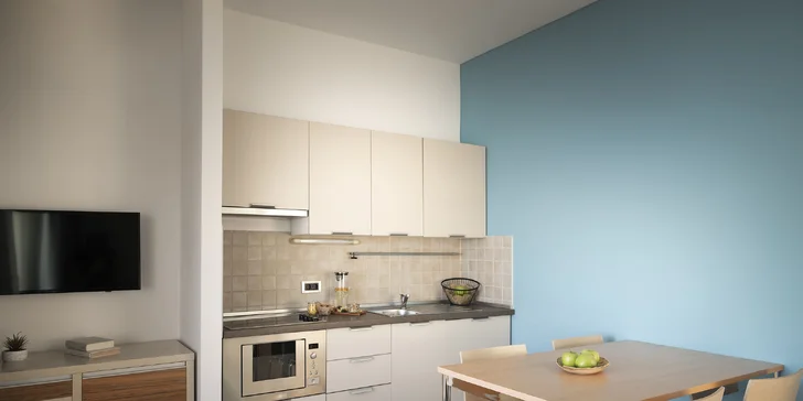 Rodinná dovolená na Istrii: 4* apartmánový resort přímo u moře, snídaně i polopenze