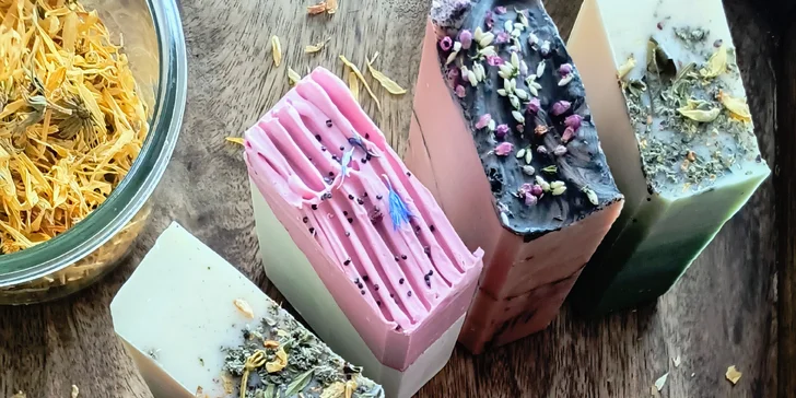 Online kurz výroby přírodního mýdla: voňavá tvorba z pohodlí domova