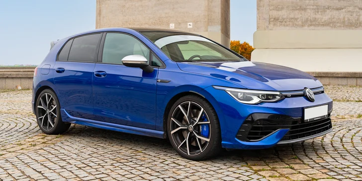 Zážitek za volantem: pronájem vozu Volkswagen Golf 8.5 R na 24 nebo 48 hodin