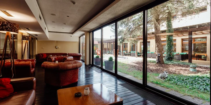 Wellness hotel v Rajeckých Teplicích: neomezený relax, polopenze a mnoho aktivit