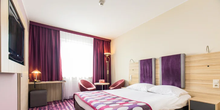 Pobyt v Krakově se stravou, neomezeným wellness a vstupy na show Legends of Krakow a Hop on Hop off bus