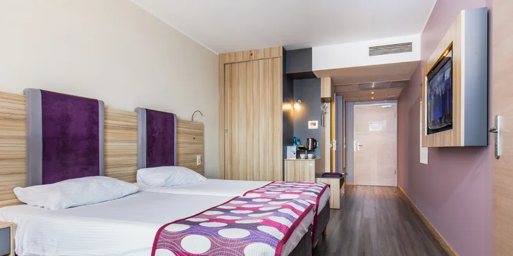 Pobyt v Krakově se stravou, neomezeným wellness a vstupy na show Legends of Krakow a Hop on Hop off bus