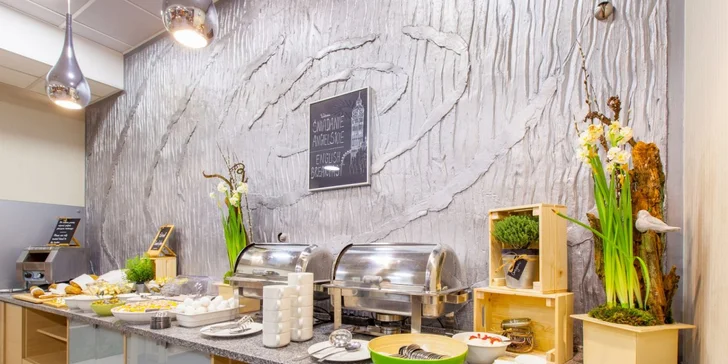 Pobyt v Krakově se stravou, neomezeným wellness a vstupy na show Legends of Krakow a Hop on Hop off bus