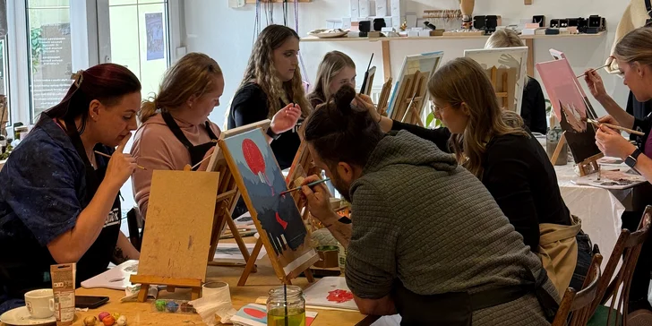 Kreativní dárek: kurz zážitkového malování akrylem v centru Liberce