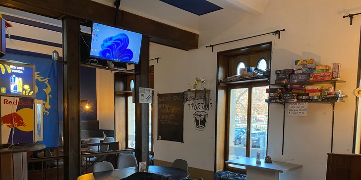 Herní doupě v Hradci: počítačové hry, popcorn a nápoje dle výběru až pro 5 osob