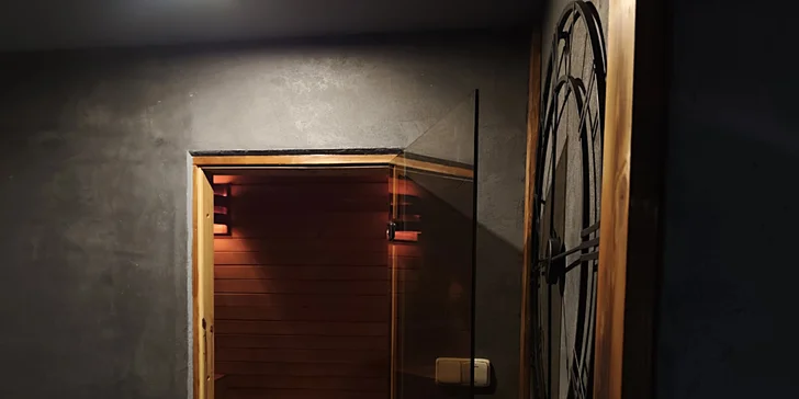 Privátní wellness pro 2 osoby: sauna, vířivka i infralavice, na 2 hodiny nebo na celou noc
