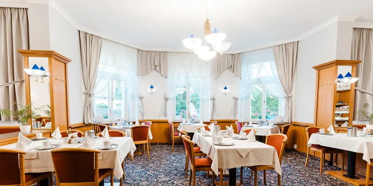 Pobyt ve Františkových Lázních: snídaně či plná penze, bazén i procedury