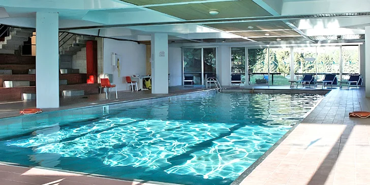 Lyžování v Dolomitech: 3* hotel s polopenzí, krytý bazén, 100 metrů od skiareálu, 6denní skipas