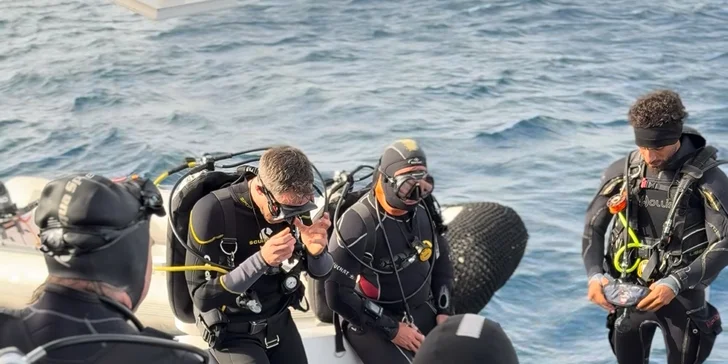 Ponořte se do nového světa: Kurz potápění na zkoušku v bazénu i volné vodě pro 1–4 osoby