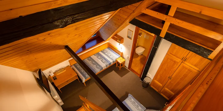 Penzion na Pováží se snídaní či polopenzí a vstupem do privátního wellness