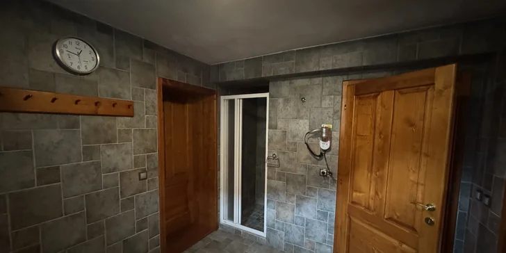 Penzion na Pováží se snídaní či polopenzí a vstupem do privátního wellness