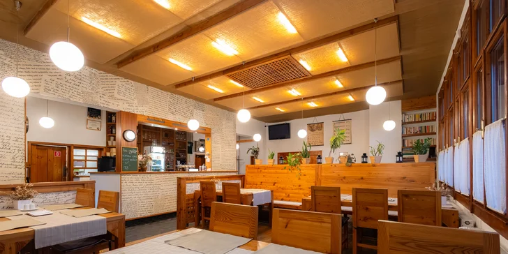 Penzion na Pováží se snídaní či polopenzí a vstupem do privátního wellness