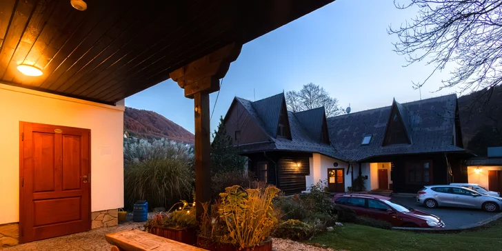 Penzion na Pováží se snídaní či polopenzí a vstupem do privátního wellness