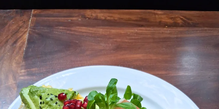 Brunch s lívanci nebo avo toastem, káva a limonáda pro 1 nebo 2 osoby