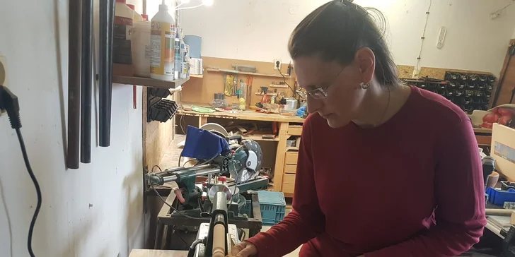 Objevte krásu práce se dřevem: celodenní kurz soustružení i výroby mlýnků