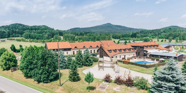 Pobyt v Lužických horách: snídaně i lahev prosecca a vstup do sauny